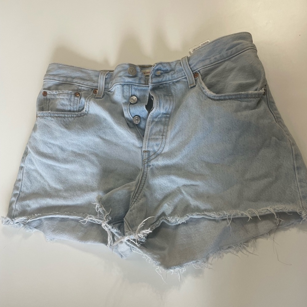 Levi’s Wedgie Shorts